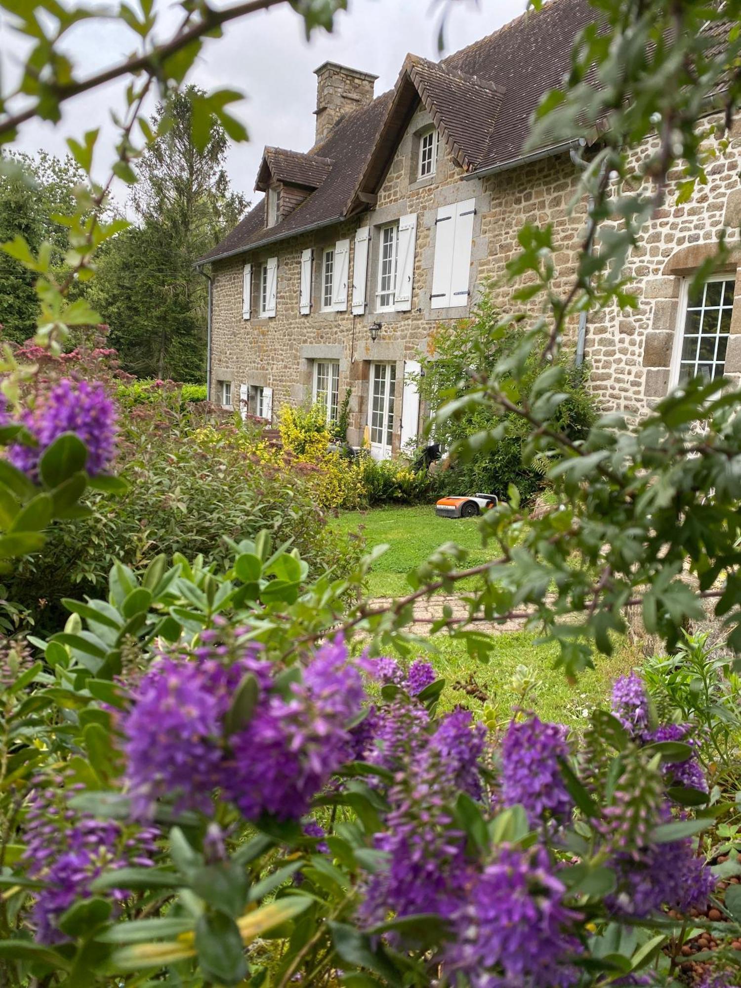 Les Romeline Apartment