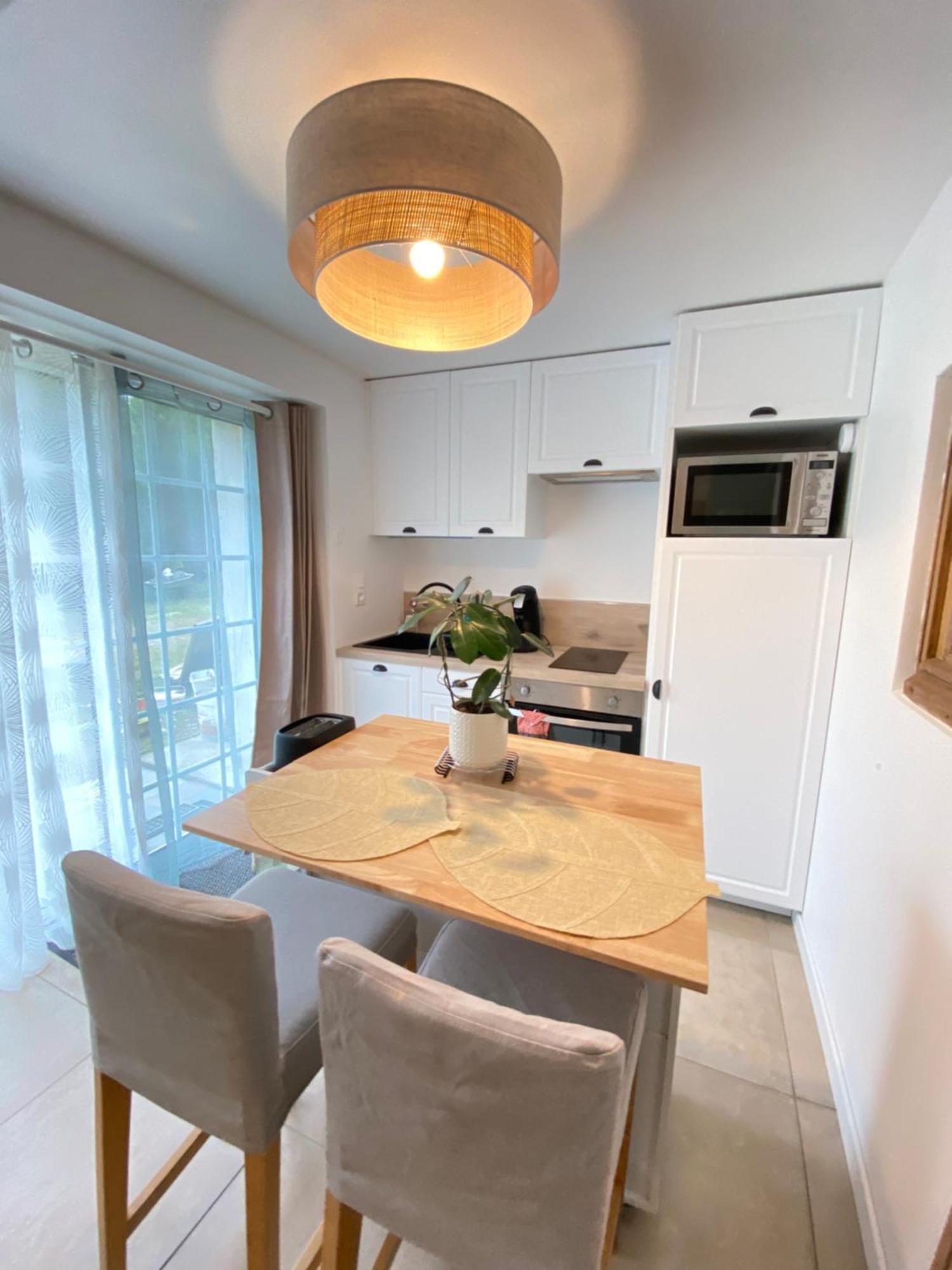 Les Romeline Apartment *
