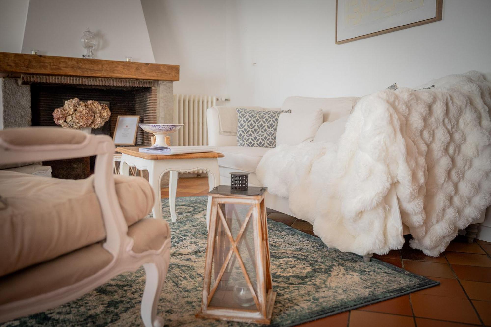 Les Romeline Apartment *